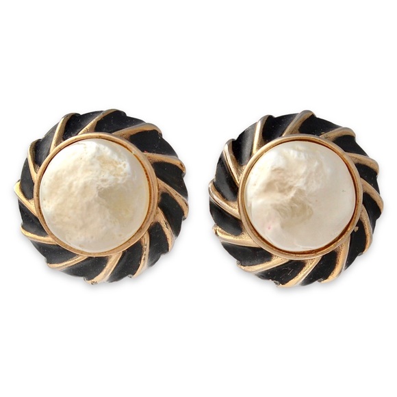 Vintage Marvella Faux Pearl Earrings Screw Back Clip On Gold Plated Black Enamel - Picture 1 of 5